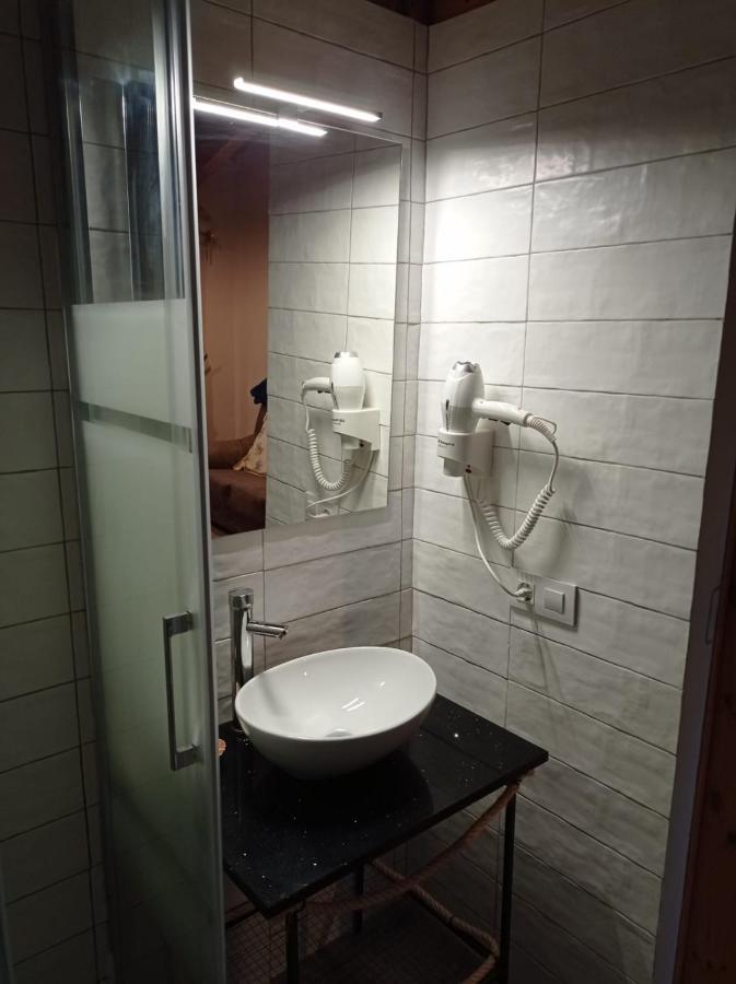 Apartamentos Casa Rural El Ventanico Olocau del Rey Eksteriør billede