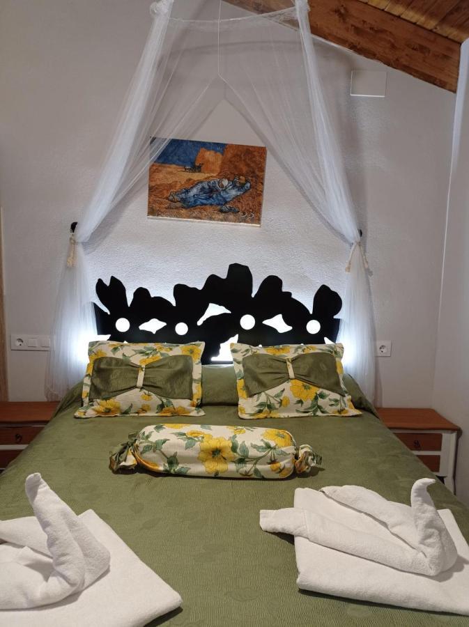 Apartamentos Casa Rural El Ventanico Olocau del Rey Eksteriør billede