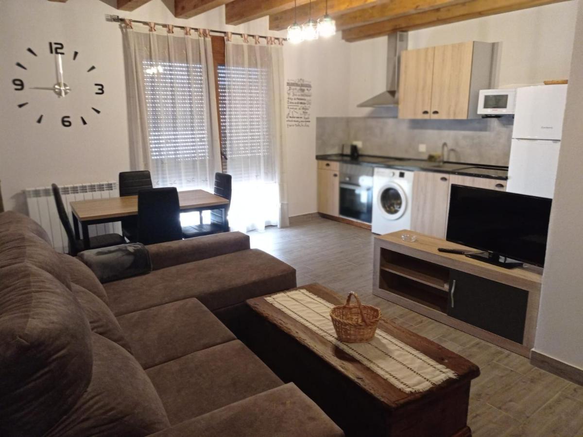 Apartamentos Casa Rural El Ventanico Olocau del Rey Eksteriør billede